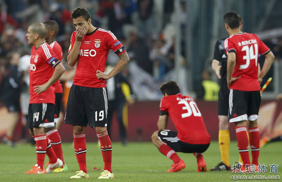 窗口期纽约尼克斯刷新队史纪录：葡超节点到来，球迷炸锅，赛程密集仍需轮换 -ewc投注网站