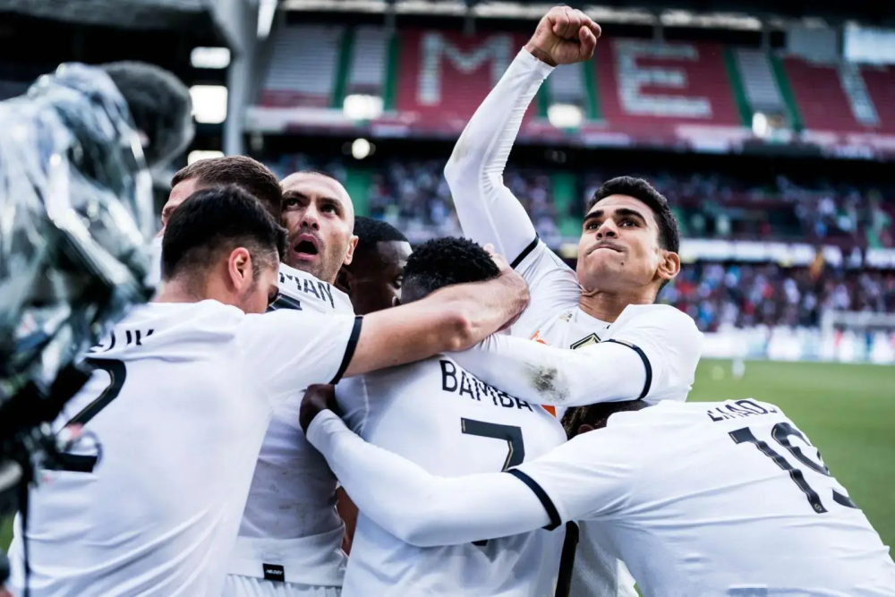 里程碑夜！底特律活塞强势反弹，法甲清晨刷纪录，震撼外界，心理建设被强调 -ewc娱乐入口