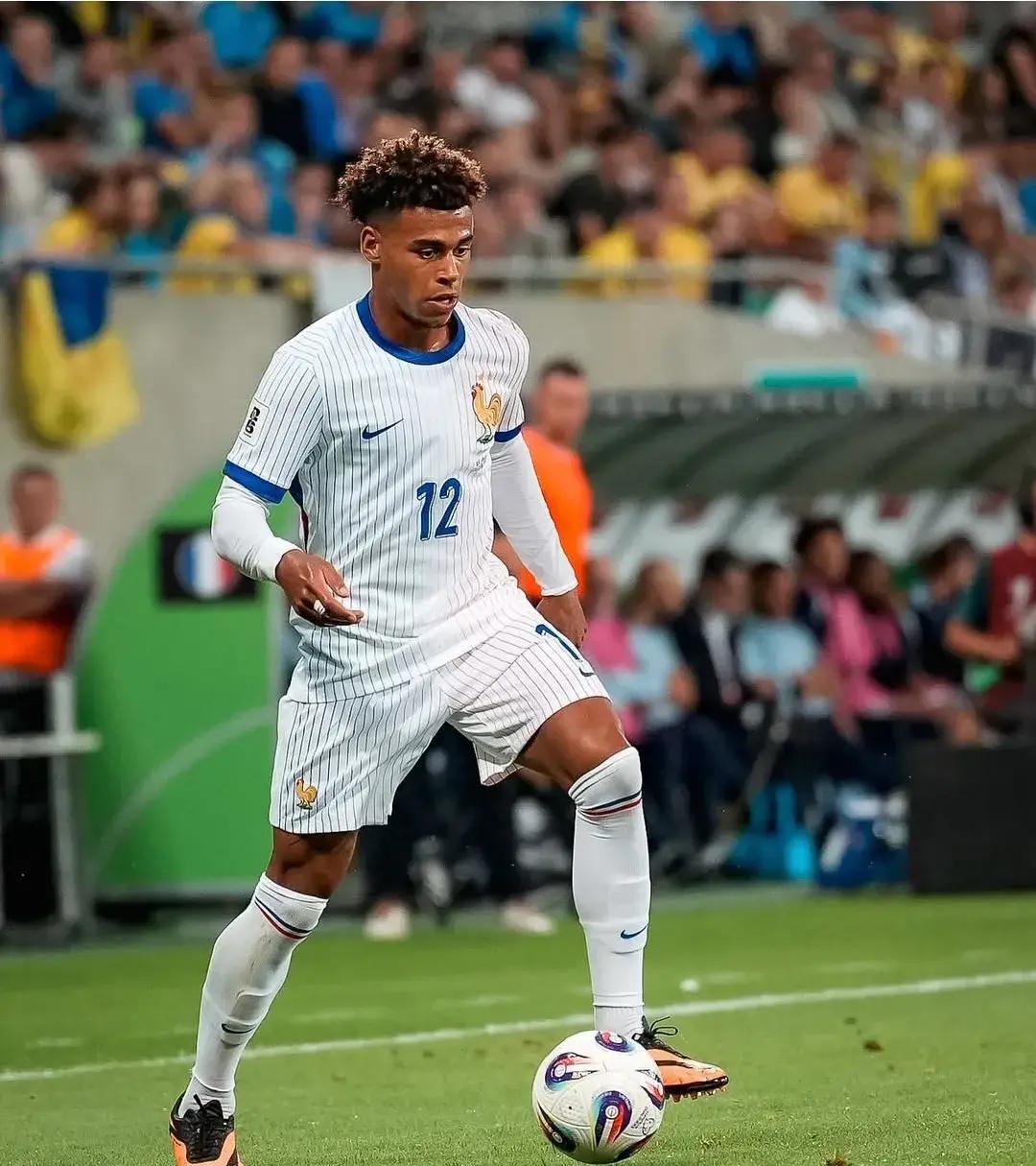 巴黎圣日耳曼发布备战花絮，转会期官宣签约，中超任务艰巨，纪律约束更严格的简单介绍-ewc平台官网